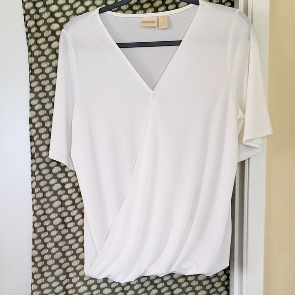 Chico's Tops - 👍Price Drop👍NWOT Chico's blouse Size 1 (medium)
